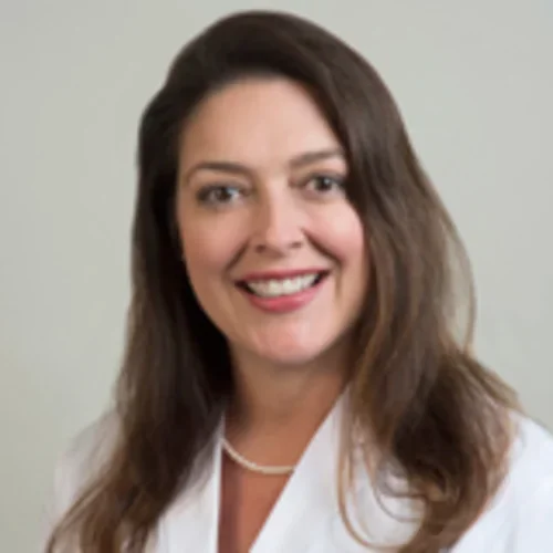 Headshot of McCullough Lynne