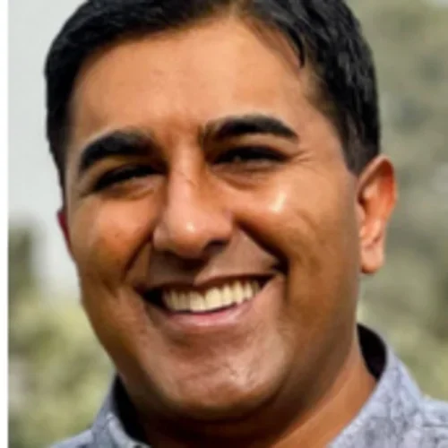 Headshot of Ghufran Syed, MD