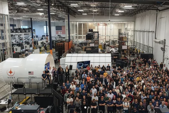 A picture of VAST facility and all of their faculty